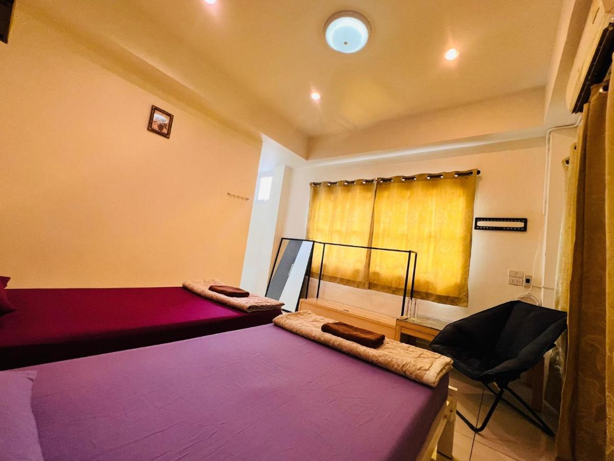 Aekkalukthai Hostel Rayong Exterior photo